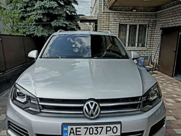 Авто Volkswagen Touareg 2010 № 7368201