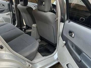 Авто Mazda 323 2002 № 7368420