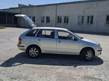 Авто Skoda Fabia 2005 № 7368431