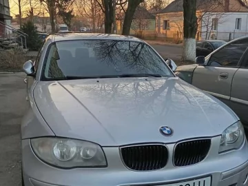 Авто BMW 1 Series 2005 № 7368567