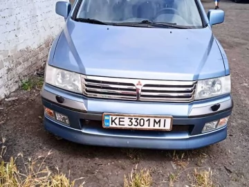 Авто Mitsubishi Space Wagon 2001 № 7368578