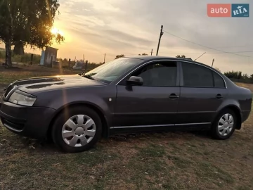 Авто Skoda Superb 2004 № 7368583