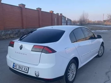 Авто Renault Laguna 2011 № 7368766
