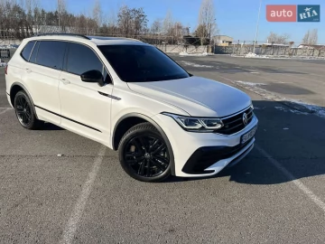 Авто Volkswagen Tiguan 2022 № 7369328