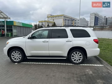 Авто Toyota Sequoia 2013 № 7369330