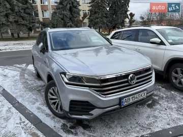 Авто Volkswagen Touareg 2018 № 7369607