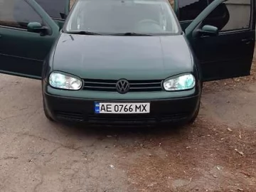 Авто Volkswagen Golf 1999 № 7369661