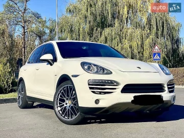 Авто Porsche Cayenne 2011 № 7369764