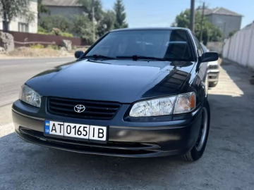 Авто Toyota Camry 2000 № 7370071