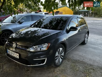 Авто Volkswagen E-Golf 2016 № 7370136