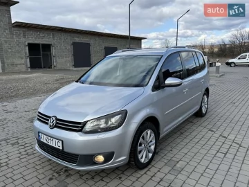 Авто Volkswagen Touran 2013 № 7370197