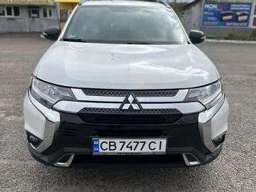 Авто Mitsubishi Outlander 2018 № 7370218