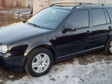 Авто Volkswagen Golf 2001 № 7370240