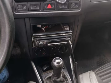 Авто Volkswagen Golf 2001 № 7370330