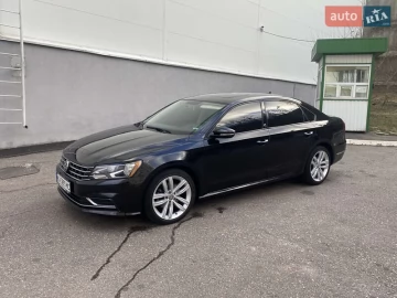 Авто Volkswagen Passat 2018 № 7371097