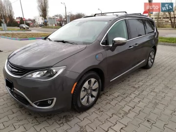 Авто Chrysler Pacifica 2018 № 7371222