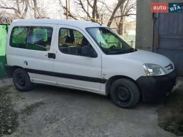 Авто Peugeot Partner 2003 № 7371410