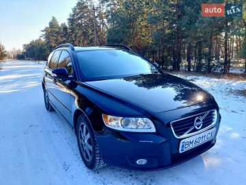 Авто Volvo V50 2010 № 7371543