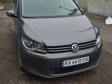 Авто Volkswagen Touran 2013 № 7371569