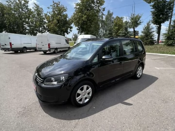 Авто Volkswagen Touran 2010 № 7372680