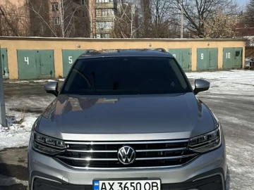 Авто Volkswagen Tiguan 2021 № 7372787