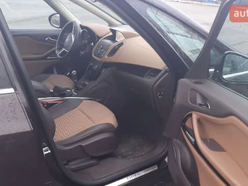 Авто Opel Zafira Tourer 2013 № 7372997