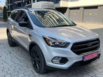 Авто Ford Escape 2019 № 7373305