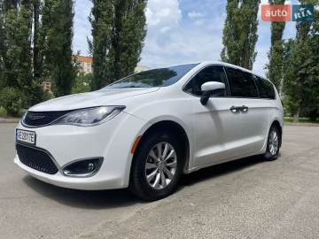 Авто Chrysler Pacifica 2018 № 7373328