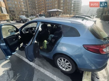 Авто Renault Megane 2012 № 7373647