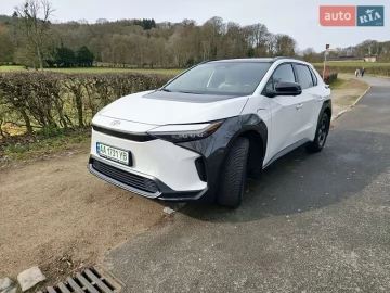 Авто Toyota Bz4X 2023 № 7373972