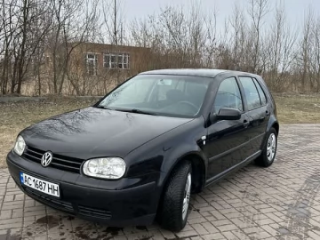 Авто Volkswagen Golf 2000 № 7374217