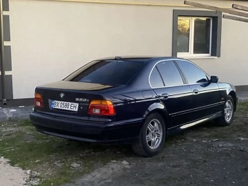 Авто BMW 5 Series 2003 № 7374227