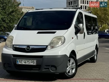 Авто Opel Vivaro 2011 № 7374654