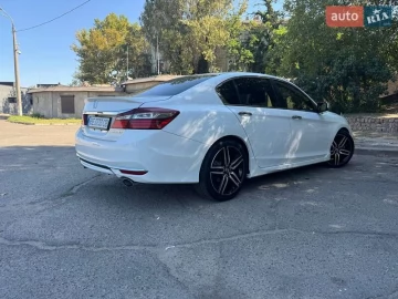 Авто Honda Accord 2016 № 7374657
