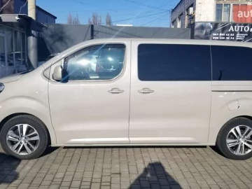 Авто Peugeot Traveller 2017 № 7374750