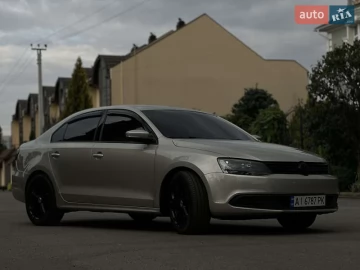 Авто Volkswagen Jetta 2014 № 7375225