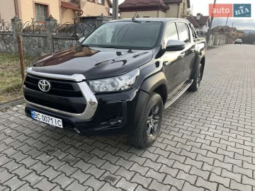 Авто Toyota Hilux 2020 № 7375556