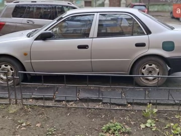Авто Toyota Corolla 1999 № 7375625