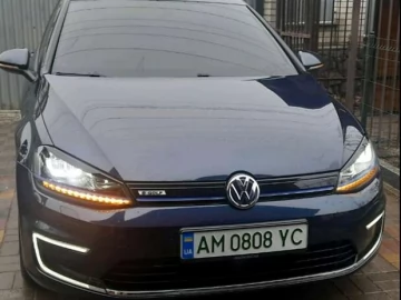 Авто Volkswagen E-Golf 2016 № 7376025