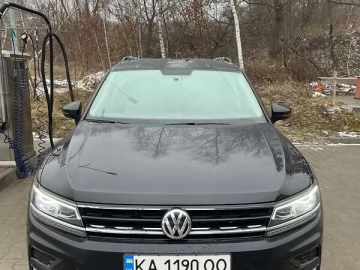 Авто Volkswagen Tiguan 2021 № 7376234