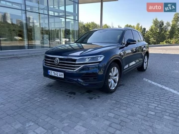 Авто Volkswagen Touareg 2018 № 7376298