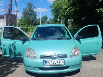 Авто Toyota Yaris 2000 № 7376353