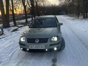 Авто Volkswagen Passat 2001 № 7376397