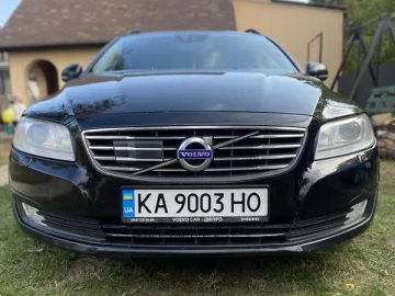 Авто Volvo V70 2015 № 7377086