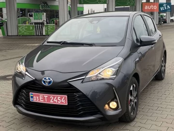 Авто Toyota Yaris 2019 № 7377143