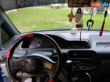 Авто Peugeot Expert 2002 № 7377586