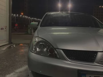 Авто Mitsubishi Lancer 2005 № 7377638