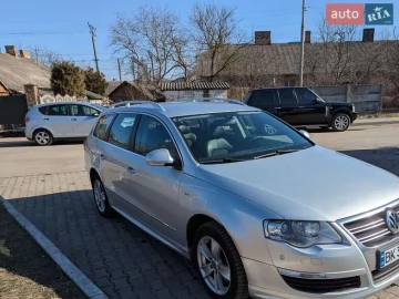 Авто Volkswagen Passat 2010 № 7378040