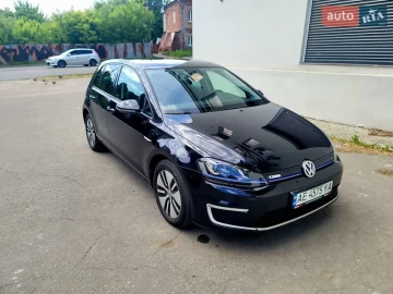 Авто Volkswagen E-Golf 2014 № 7378228