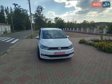 Авто Volkswagen Touran 2019 № 7378469